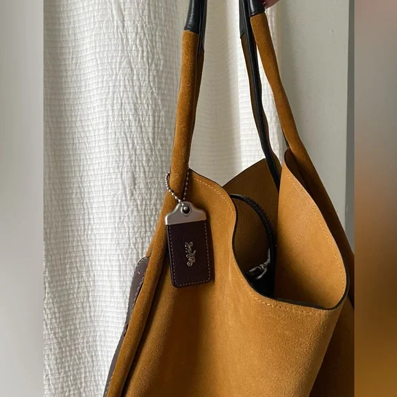 Coach 1941 Bandit Hobo 39 Shoulder Bag in Oak Suede - Picture 6 of 14